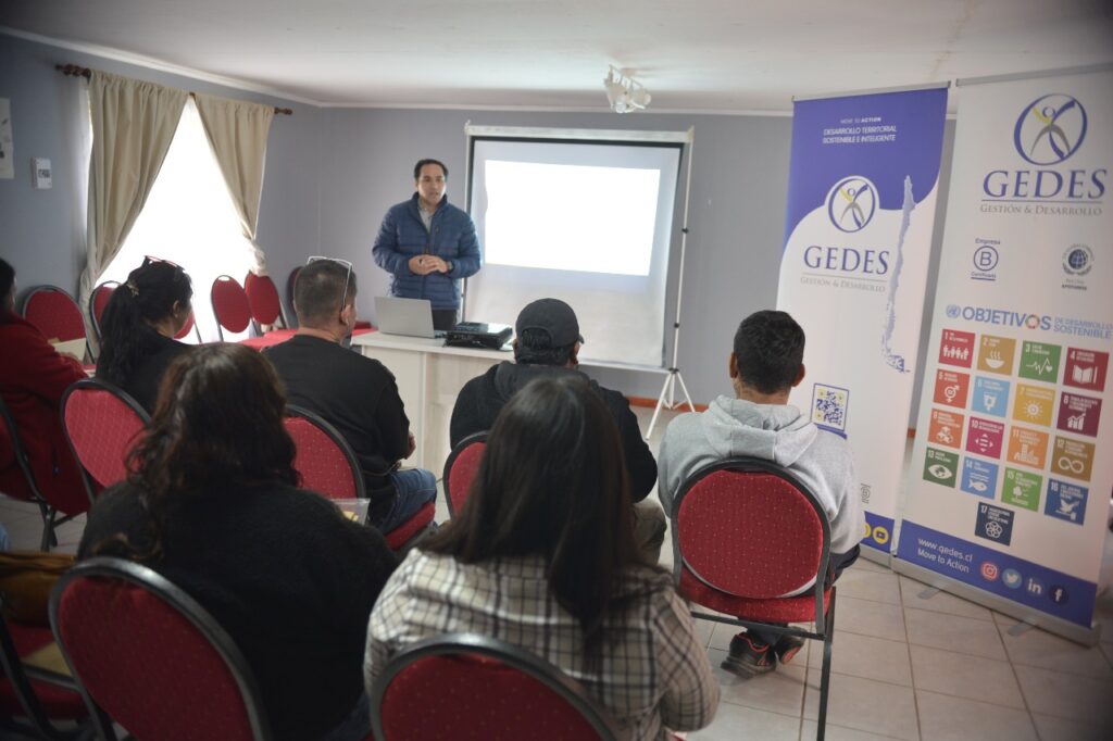 Colbún comienza ciclo de talleres formativos en Región de Atacama