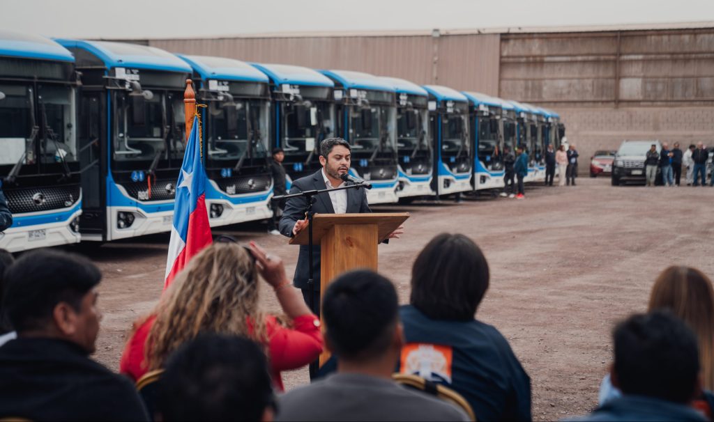Tarapacá se suma a la electromovilidad con los primeros buses eléctricos en su historia