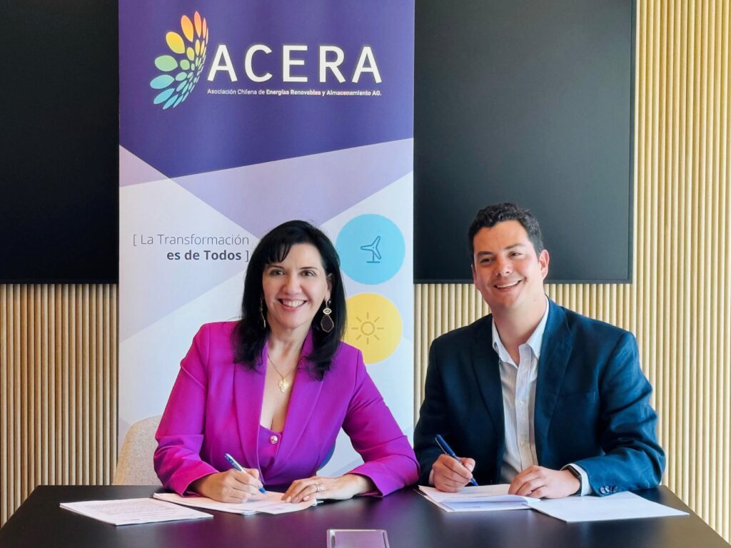 Acera y Centro de Movilidad Sostenible firman acuerdo para impulsar la electrificación del transporte