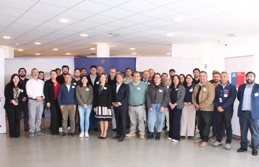 Electromovilidad: Ministerio de Energía y AgenciaSE realizan mesa del plan maestro sobre futuras estaciones de carga pública