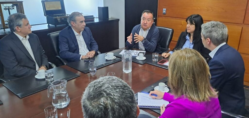 SEC se reúne con distribuidoras eléctricas respecto a enfoques de fiscalización que existirán a contar de 2026