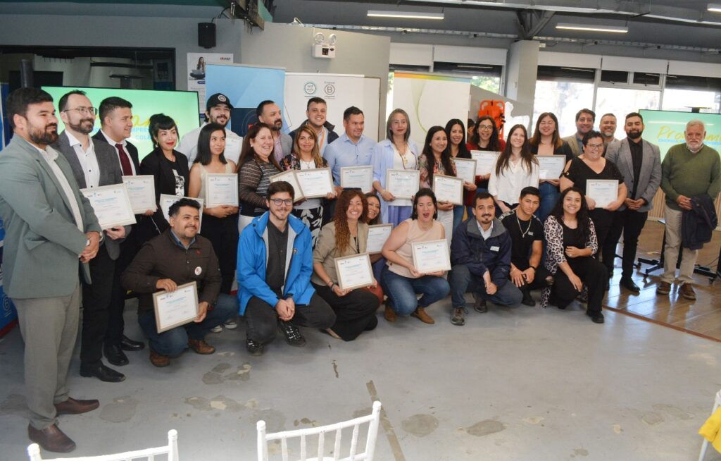 Programa de capacitación de Colbún certifica a emprendedores de Quillota a través de Complejo Nehuenco