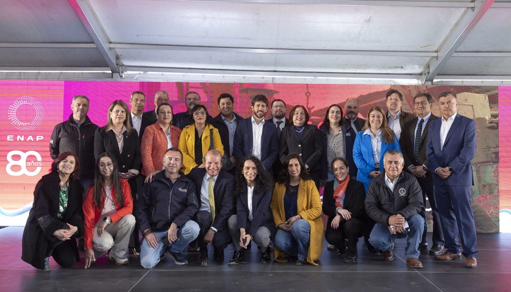 Enap celebra los 80 años del descubrimiento del petróleo en su futura planta de hidrógeno verde en Magallanes