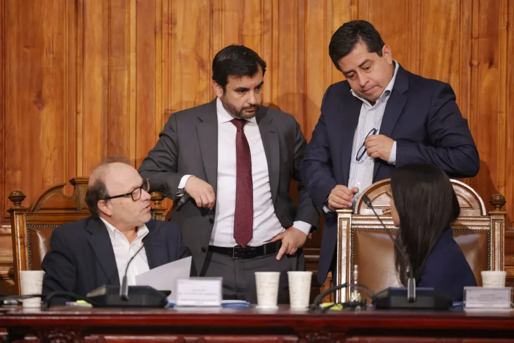 Tribunales Ambientales: Llegan al Senado nombramientos de ministras suplentes