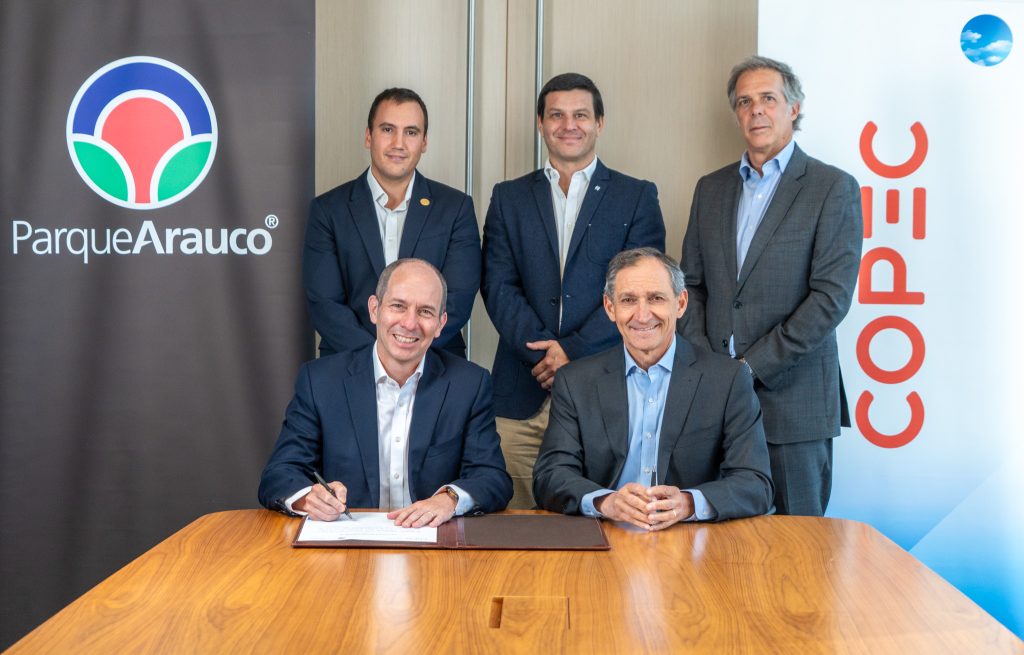 Parque Arauco y Copec Flux firman acuerdo para el desarrollo de tres plantas solares bajo el sistema Net Billing