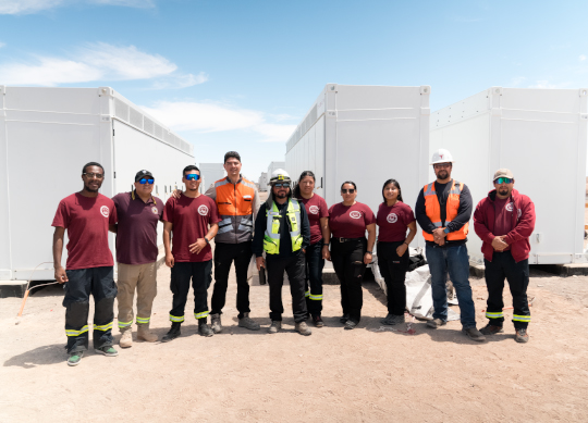 Colbún realiza jornada de capacitación en instalaciones de proyecto Celda Solar