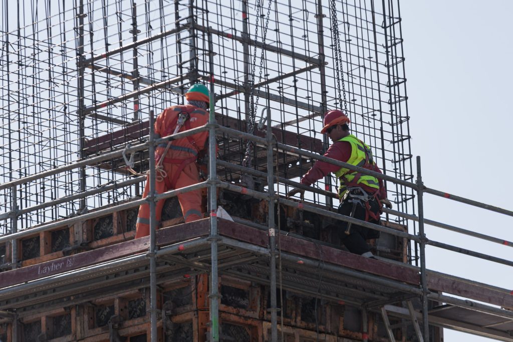 Gobierno avanza en la implementación de Ley Marco de Autorizaciones Sectoriales tras publicación de relevante decreto