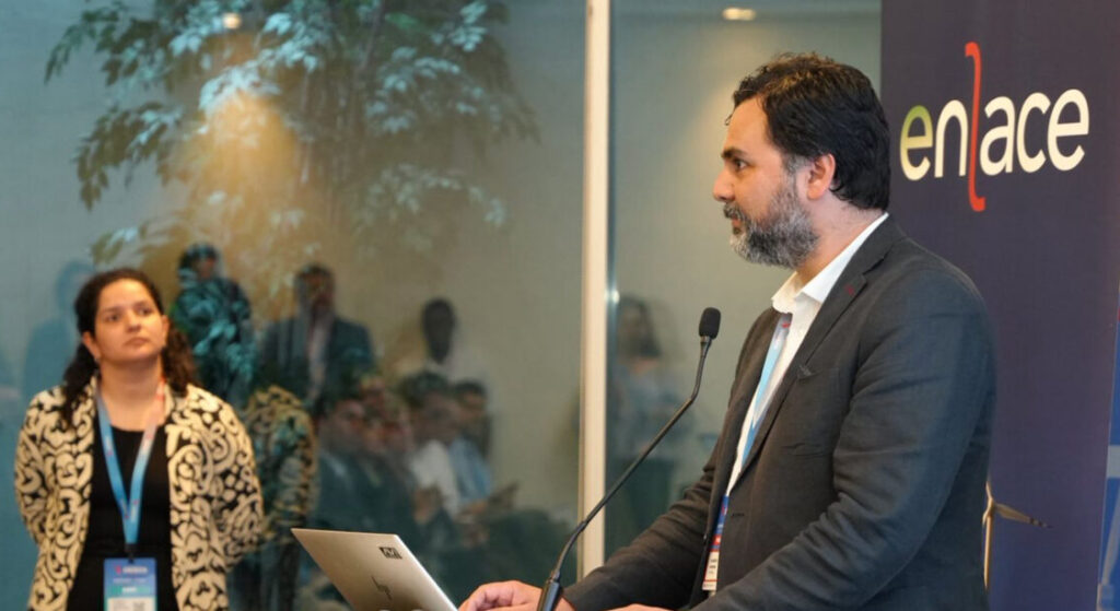 Nuevo Centro de Energía Enlace presenta artículo sobre tecnologías para optimizar redes eléctricas en la región